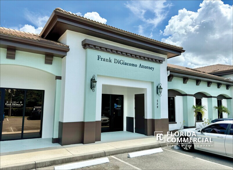 529 Palm Beach Rd, Stuart, FL à louer - Photo de l’immeuble – Image 3 sur 3