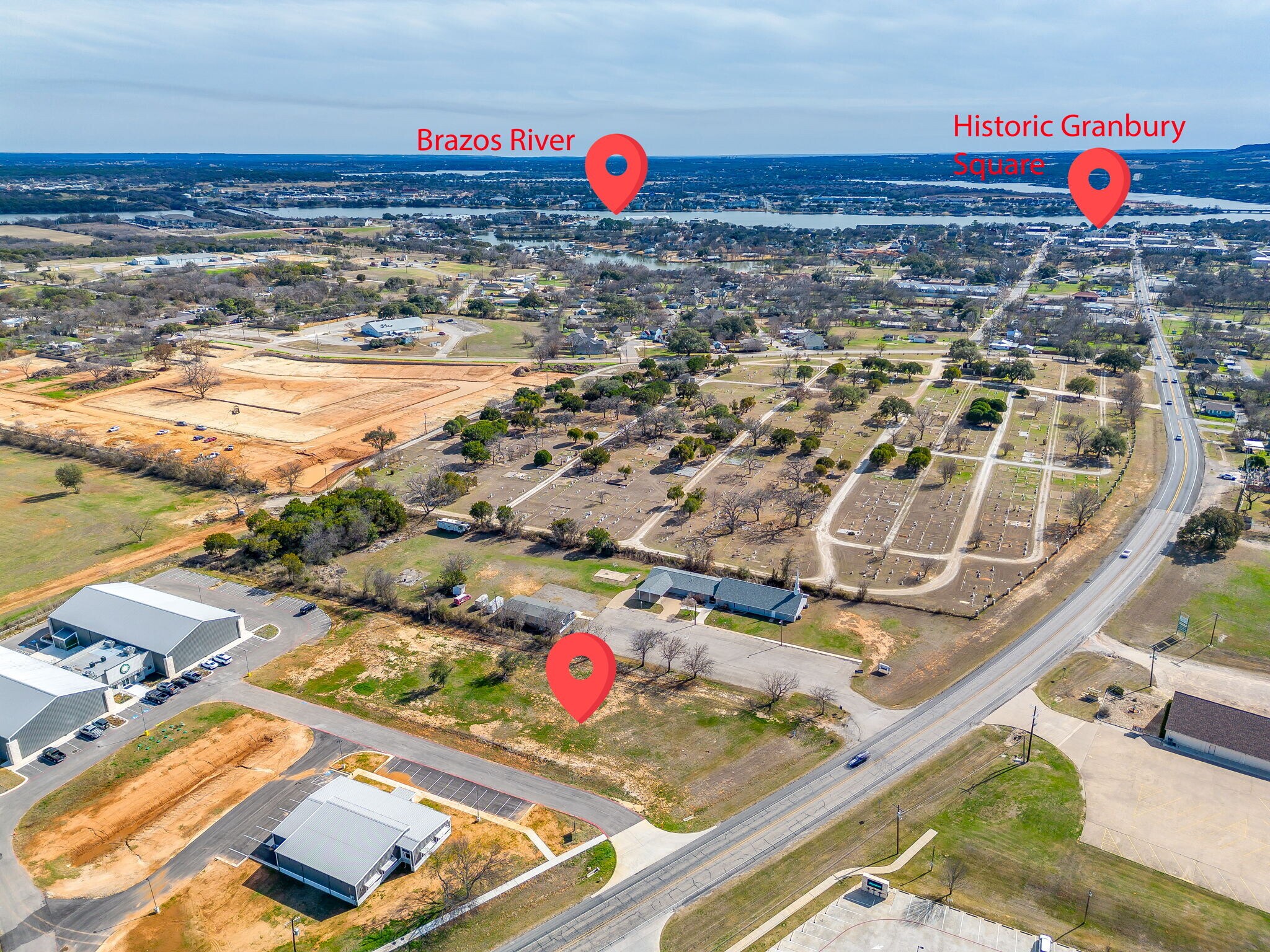 900 Tucker Wy, Granbury, TX à vendre Photo principale– Image 1 sur 14