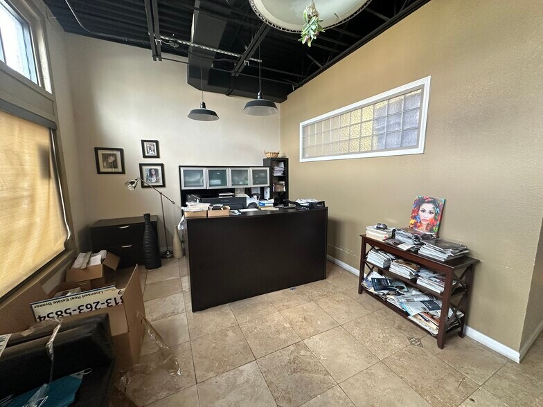 2211 E 7th Ave, Tampa, FL à louer - Photo intérieure – Image 3 sur 6