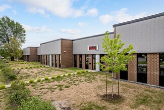 Plus de détails pour 640-652 Boul Guimond, Longueuil, QC - Industriel/Logistique à vendre