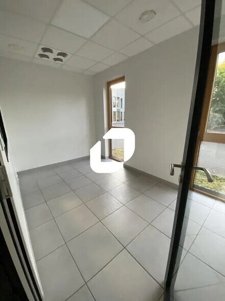 Bureau dans Orvault à louer - Photo de l’immeuble – Image 2 sur 7