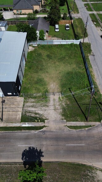 7902 Irvington, Houston, TX à vendre - Aérien – Image 2 sur 25
