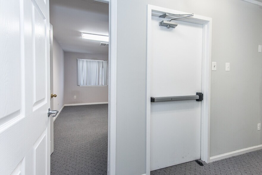 981 Second Street Pike, Richboro, PA à louer - Photo de l’immeuble – Image 3 sur 25