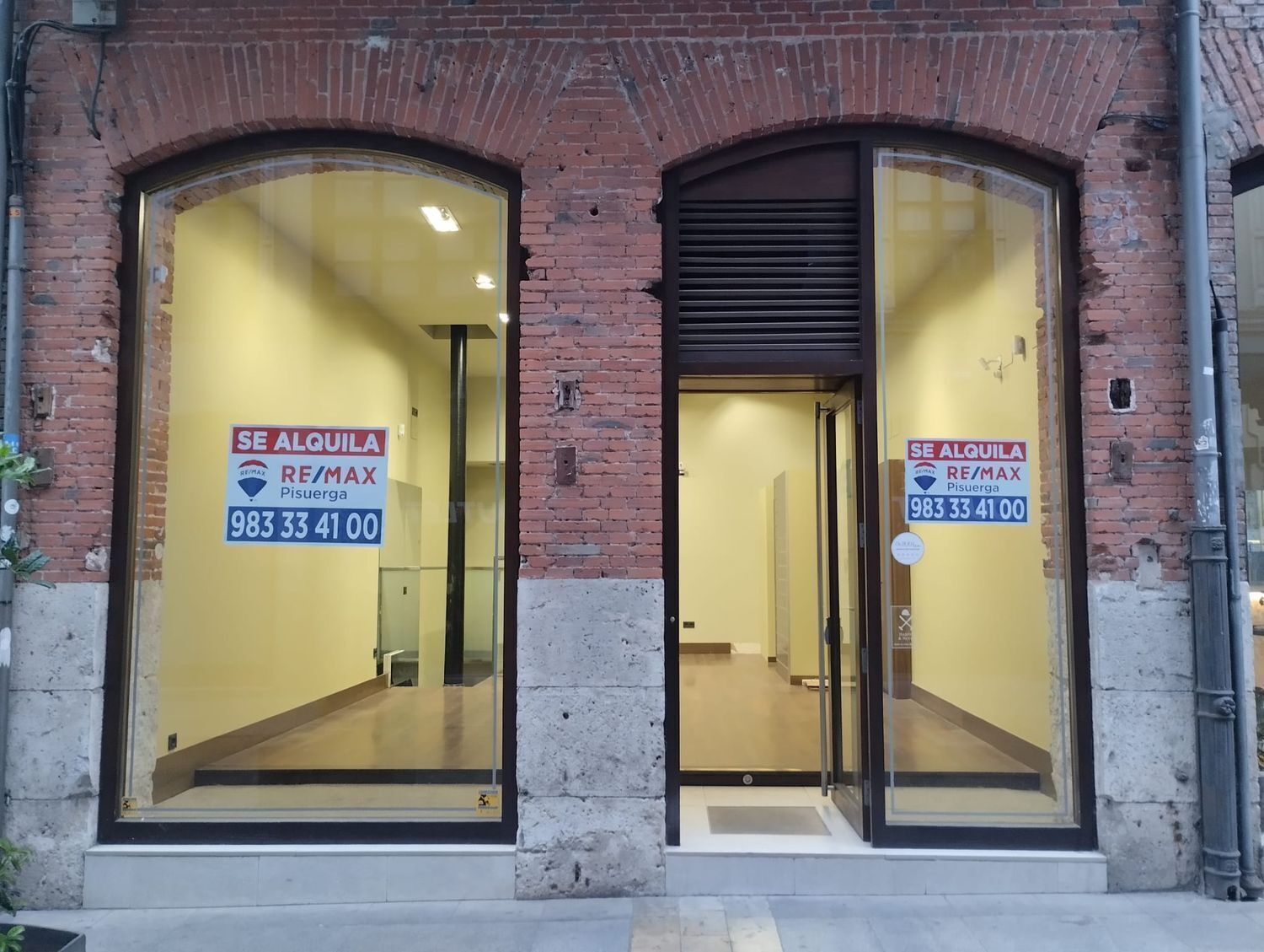 Local commercial dans Valladolid à louer Photo de l’immeuble– Image 1 sur 13