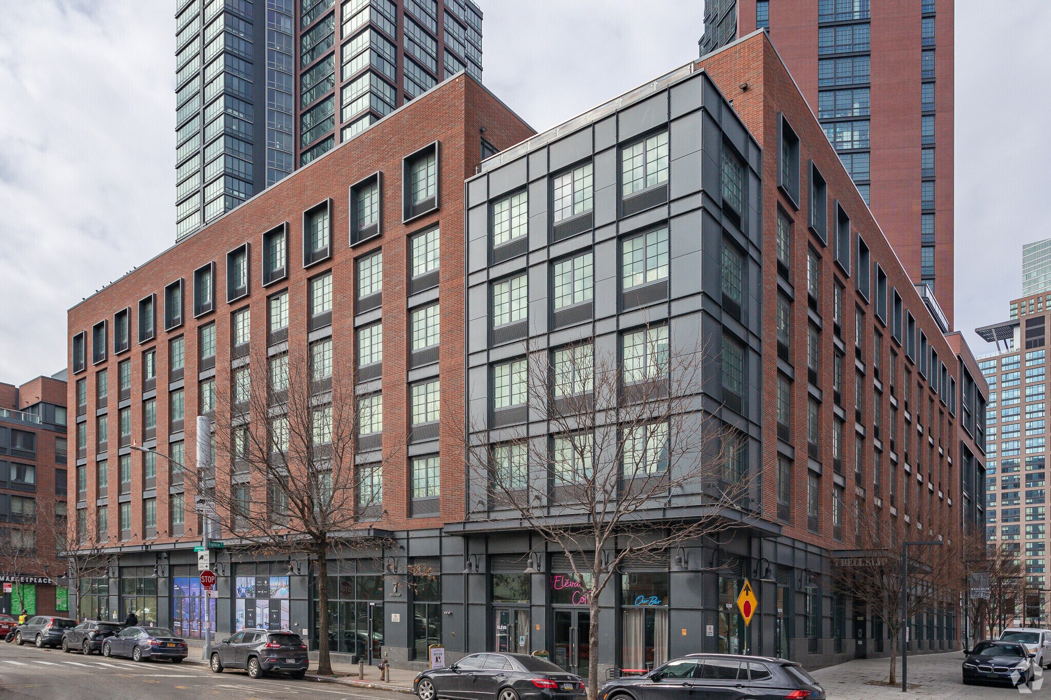 7 Bell Slip, Brooklyn, NY à louer Photo principale– Image 1 sur 10