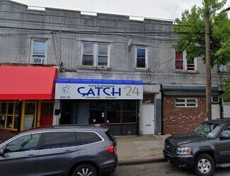 Plus de détails pour 22025 Jamaica Ave, Queens Village, NY - Local commercial à louer