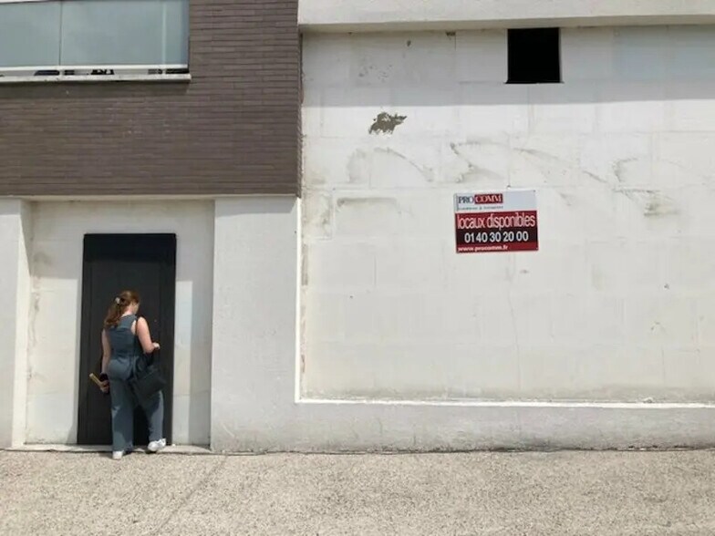 Local commercial dans Noisy-le-Grand à louer - Photo de l’immeuble – Image 1 sur 8