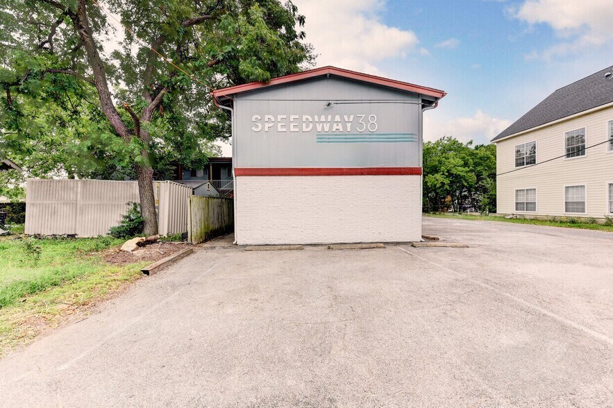 3704 Speedway, Austin, TX à vendre - Photo de l’immeuble – Image 2 sur 9