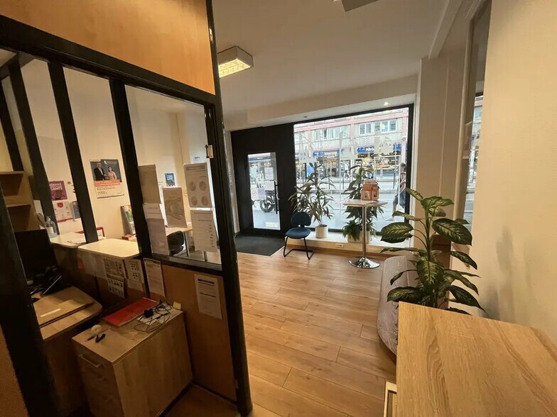 Local commercial dans Strasbourg à louer - Photo de l’immeuble – Image 3 sur 5