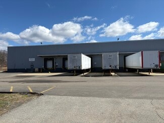 Plus de détails pour 10 New Rd, Rumford, RI - Industriel/Logistique à louer