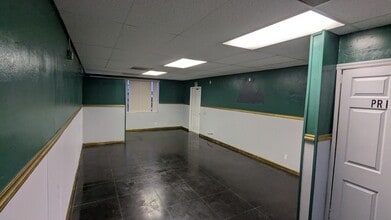 2457-2459 E Commercial Blvd, Fort Lauderdale, FL à louer Photo intérieure– Image 2 sur 3