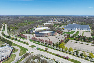 900 N Squirrel Rd, Auburn Hills, MI - VUE AÉRIENNE  vue de carte