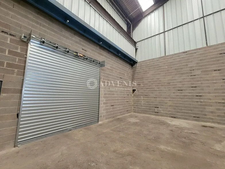 Local d'activités dans Woippy à vendre - Photo de l’immeuble – Image 1 sur 6