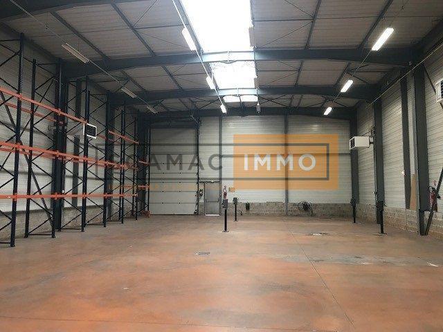 Local d’activités dans Arpajon à louer - Photo de l’immeuble – Image 2 sur 8