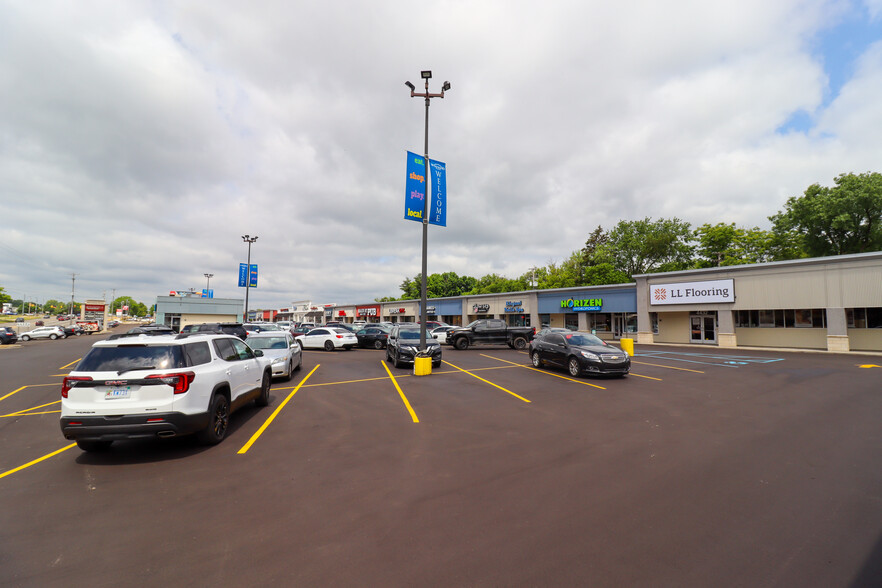 4426-4618 W Main St, Kalamazoo, MI à louer - Photo de l’immeuble – Image 3 sur 4