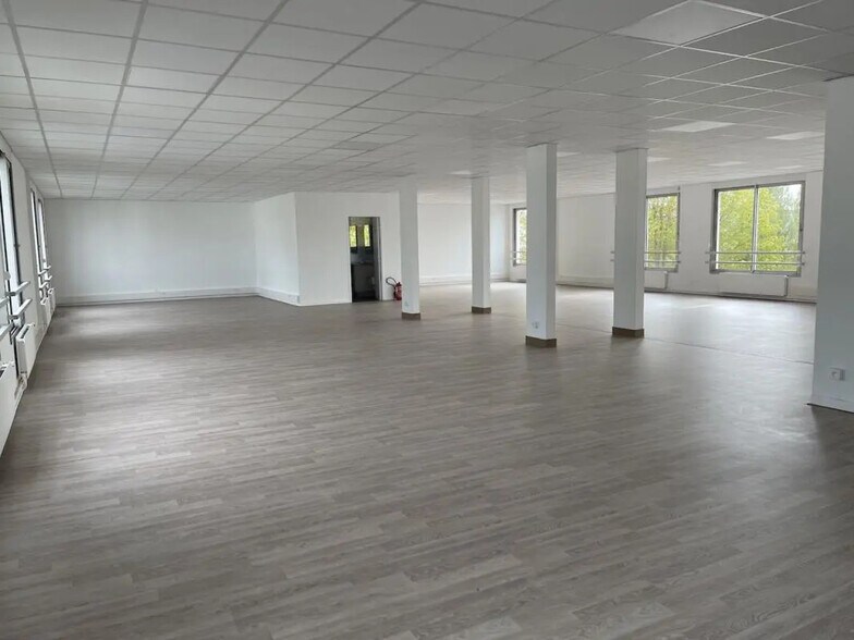 337 Rue Gay Lussac, Évreux à louer - Photo de l’immeuble – Image 2 sur 3