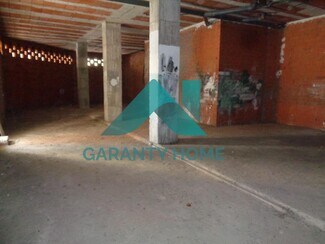 Plus de détails pour Local commercial à louer