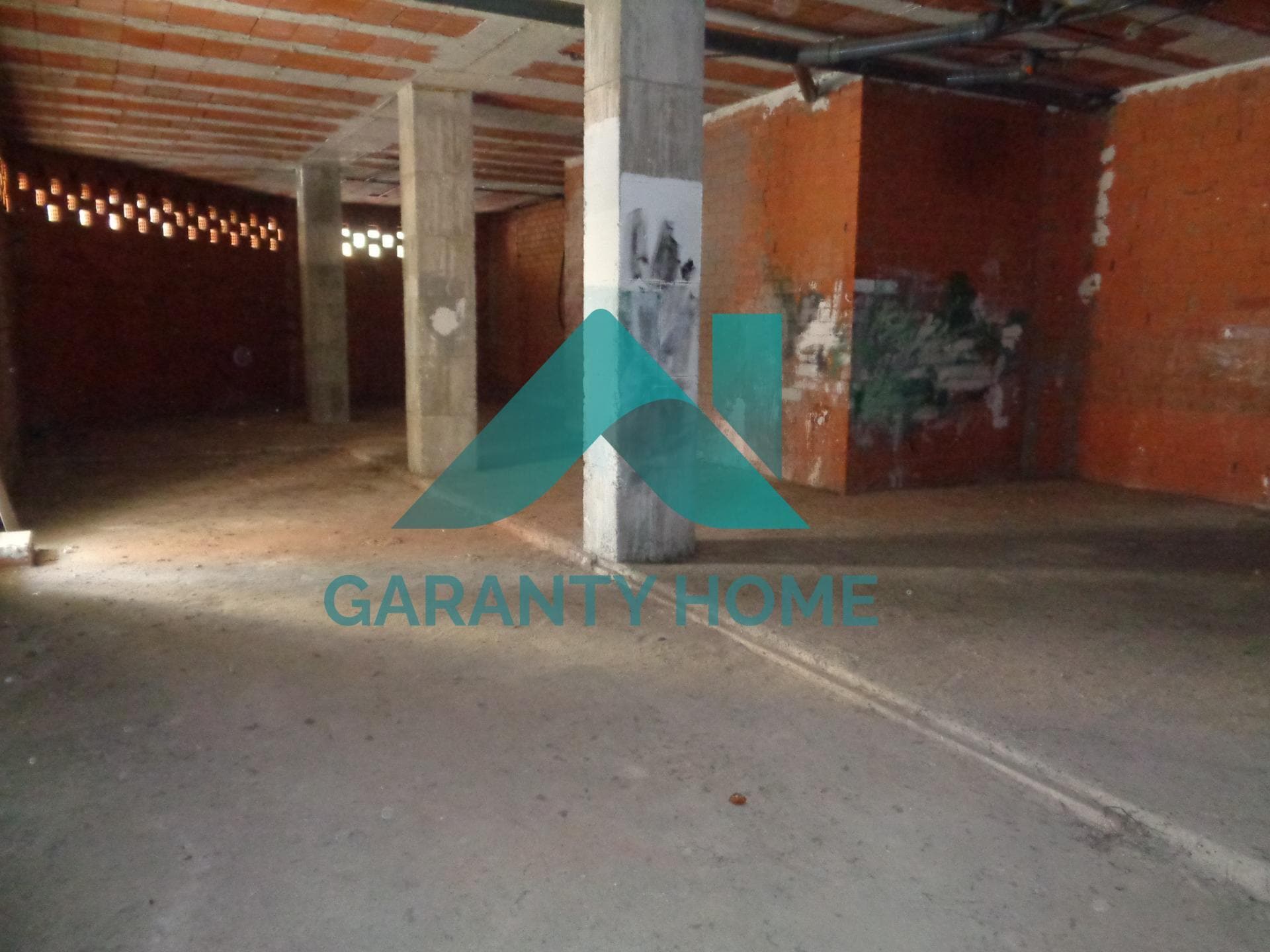 Local commercial dans Cáceres, Cáceres à louer Photo intérieure– Image 1 sur 3