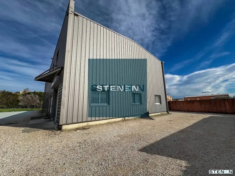 45 Chemin De Capeau, Vedène à louer - Photo de l’immeuble – Image 2 sur 10