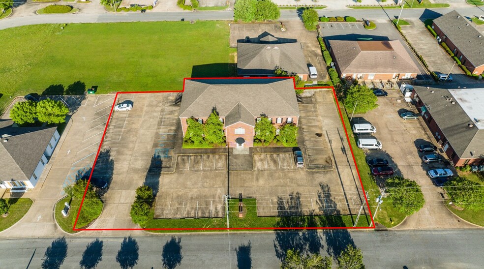 451 Saint Lukes Dr, Montgomery, AL à louer - Photo de l’immeuble – Image 2 sur 8