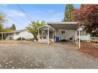 Plus de détails pour 2414 Brockway Rd, Winston, OR - Spécialisé à vendre