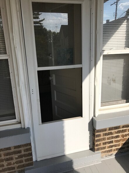3421 E 119th St, Cleveland, OH à vendre - Photo de l’immeuble – Image 3 sur 28