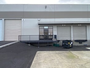 23663-23669 Eichler St, Hayward, CA à louer Photo de l’immeuble– Image 2 sur 2