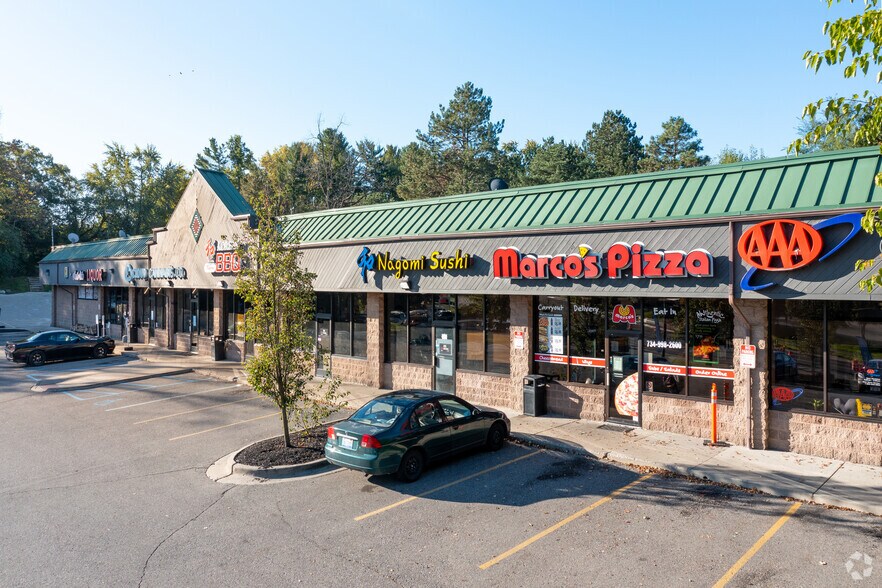 1750-1768 Plymouth Rd, Ann Arbor, MI à louer - Photo de l’immeuble – Image 1 sur 6