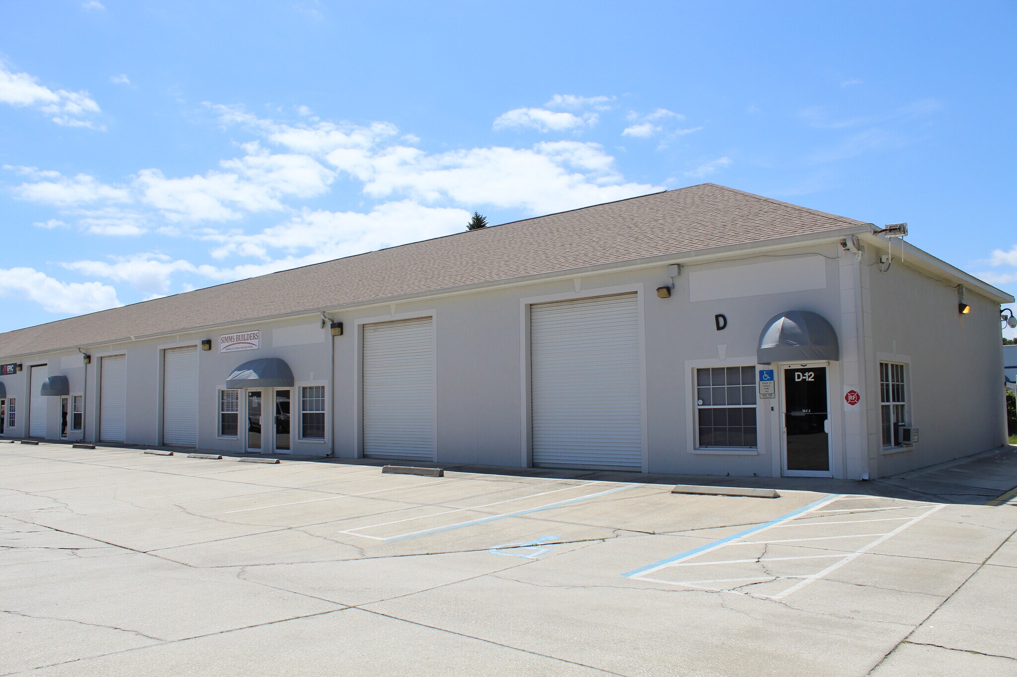 2825 Business Center Blvd, Melbourne, FL à louer Photo de l’immeuble– Image 1 sur 6