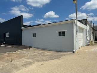 Plus de détails pour 1609 Broad St, New Castle, IN - Bureau à louer