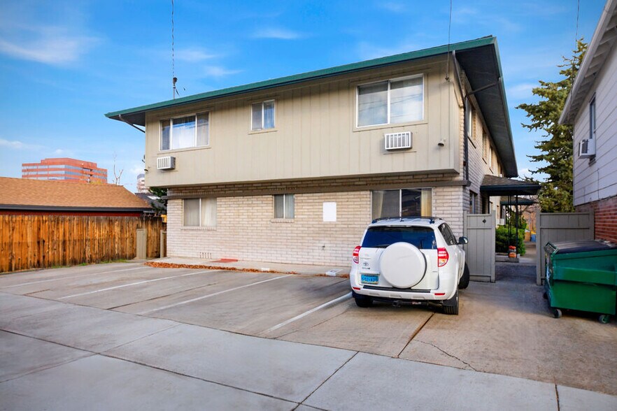 621 Humboldt St, Reno, NV à vendre - Photo de l’immeuble – Image 2 sur 26