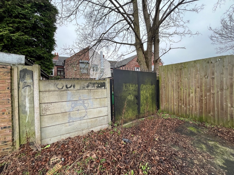 155 Fog Ln, Manchester à louer - Photo de l’immeuble – Image 2 sur 2