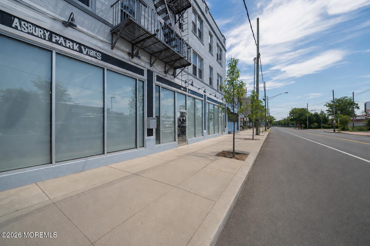 1408-1412 Main St, Asbury Park, NJ à louer Photo de l’immeuble– Image 1 sur 15