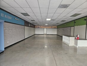 7705-7735 Wadsworth Blvd, Arvada, CO à louer Photo intérieure– Image 2 sur 6