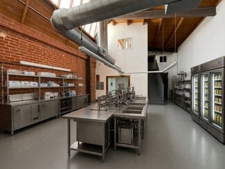 Plus de détails pour 5221 Pacific Blvd, Huntington Park, CA - Industriel/Logistique à louer