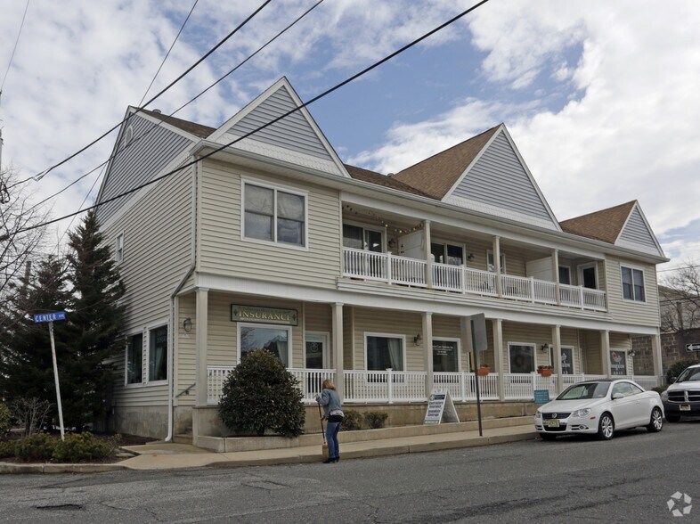 20 Center Ave, Atlantic Highlands, NJ à louer - Photo de l’immeuble – Image 2 sur 5