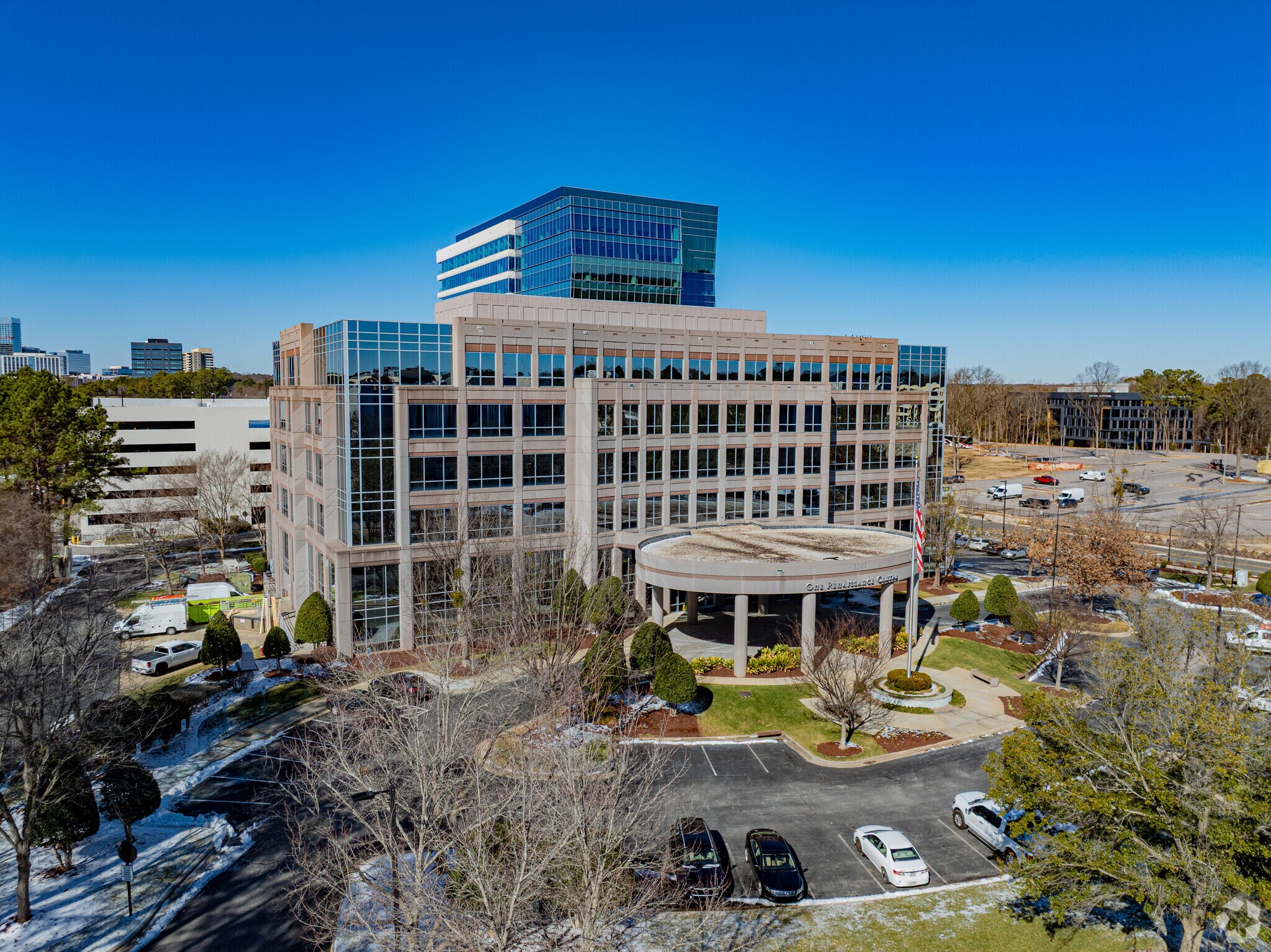 3301 Benson Dr, Raleigh, NC à louer Photo de l’immeuble– Image 1 sur 5