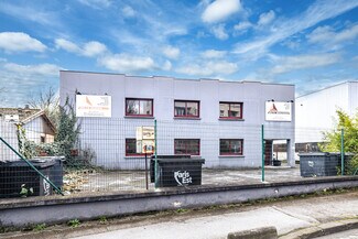 Plus de détails pour Bureau, Local d'activités à louer
