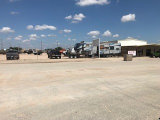 2611 S County Road 1206, Midland, TX à louer - Photo de l’immeuble – Image 3 sur 7