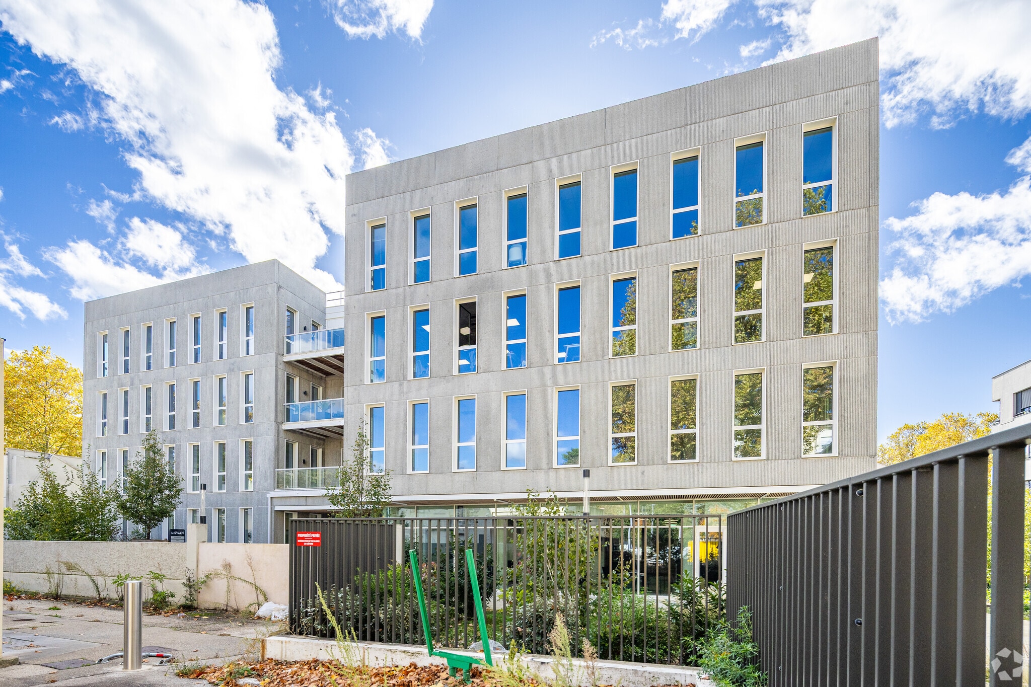 70 A Cours Tolstoï, Villeurbanne à vendre Photo principale– Image 1 sur 20