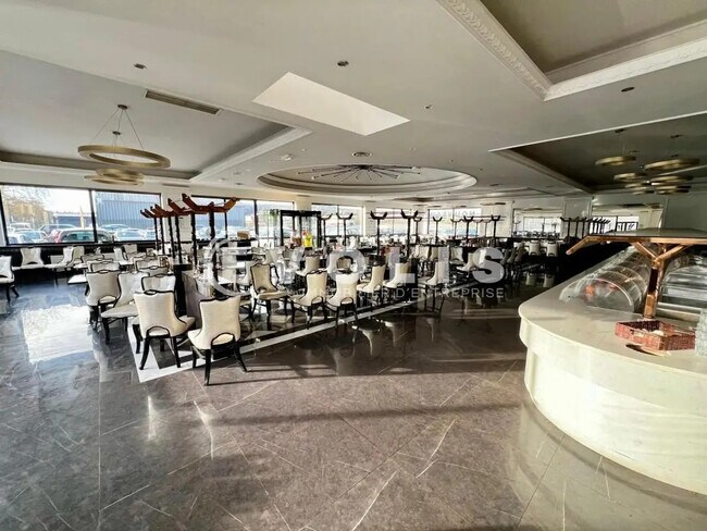 Plus de détails pour Local commercial à louer