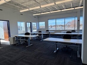 324 S Service Rd, Melville, NY à louer Photo intérieure– Image 2 sur 7