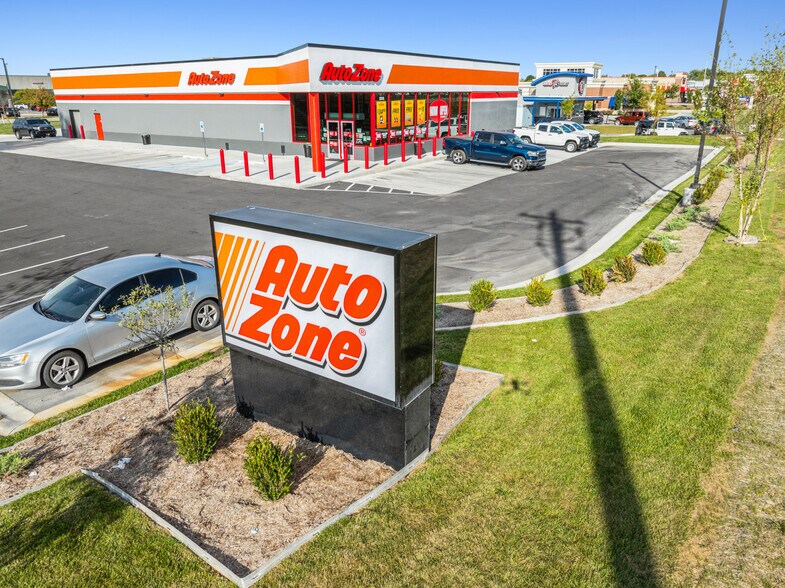 2926 US 52, West Lafayette, IN à vendre - Photo de l’immeuble – Image 3 sur 7