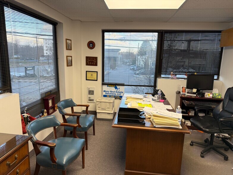 83 Cambridge St, Burlington, MA à louer - Photo intérieure – Image 2 sur 9