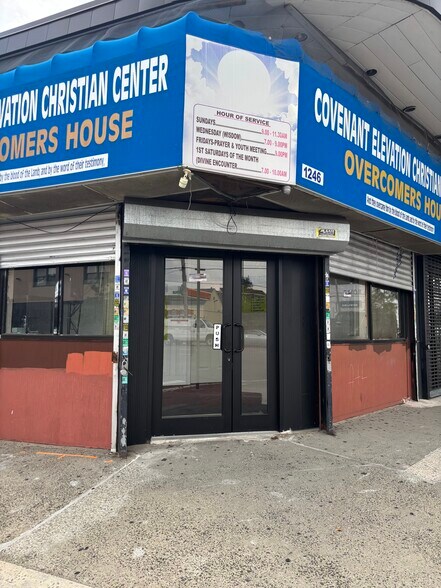 1226-1246 E Gun Hill Rd, Bronx, NY à louer - Photo de l’immeuble – Image 2 sur 3