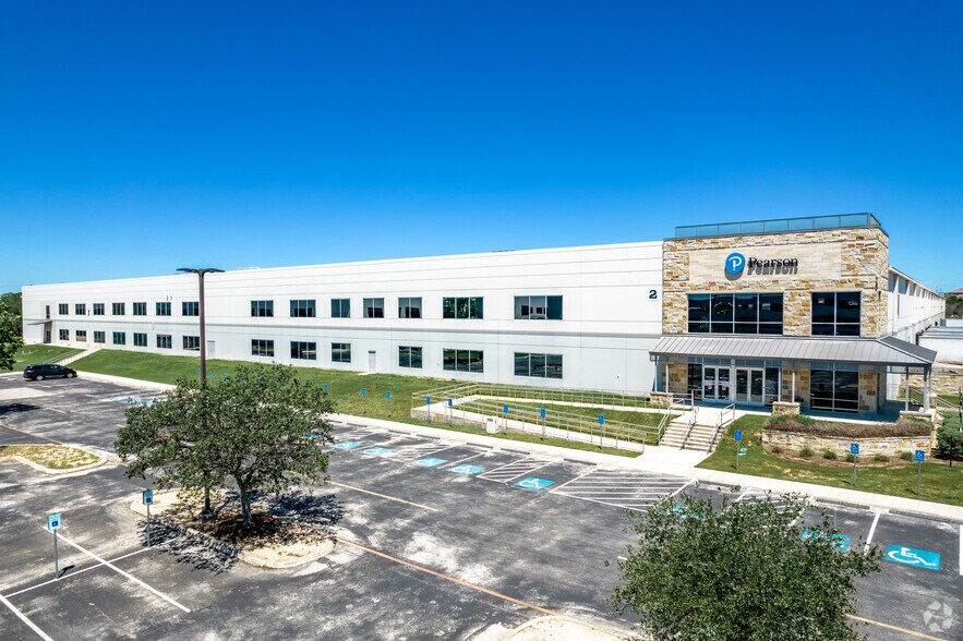 19500 Bulverde Rd, San Antonio, TX à louer - Photo principale – Image 1 sur 4
