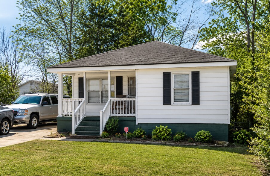 1410 June St, Griffin, GA à vendre - Photo de l’immeuble – Image 2 sur 11