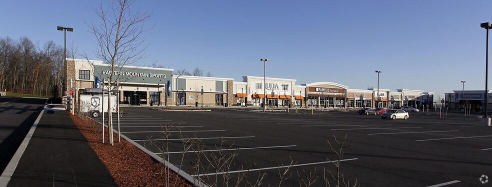 6102-9102 Shops Way, Northborough, MA à louer - Photo principale – Image 1 sur 9