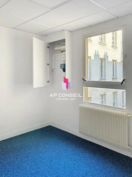 Bureau dans Versailles à louer - Photo de l’immeuble – Image 3 sur 12