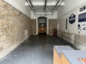 71 High St, Kirkcaldy à louer Photo intérieure– Image 2 sur 5